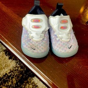Lebron toddler shoes 4c